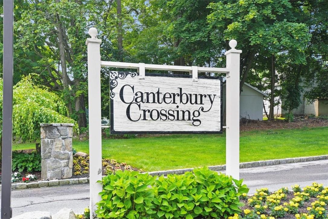 Welcome to Canterbury Crossing-one of Yorktown's most sort after communities!