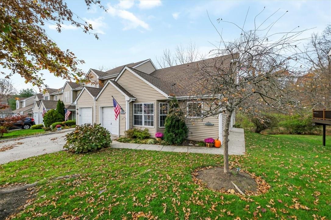 WELCOME HOME TO 77 SPARROW RIDGE! COME HOME TO PEACEFUL COUNTRY LIVING AFTER A LONG DAY. AFFORDABLE, MAINTENANCE FREE LIVING AND PRIDE OF HOME OWNERSHIP ARE POSSIBLE WITH THIS UNIQUE OPPORTUNITY. IT WON'T LAST LONG! ACT TODAY!