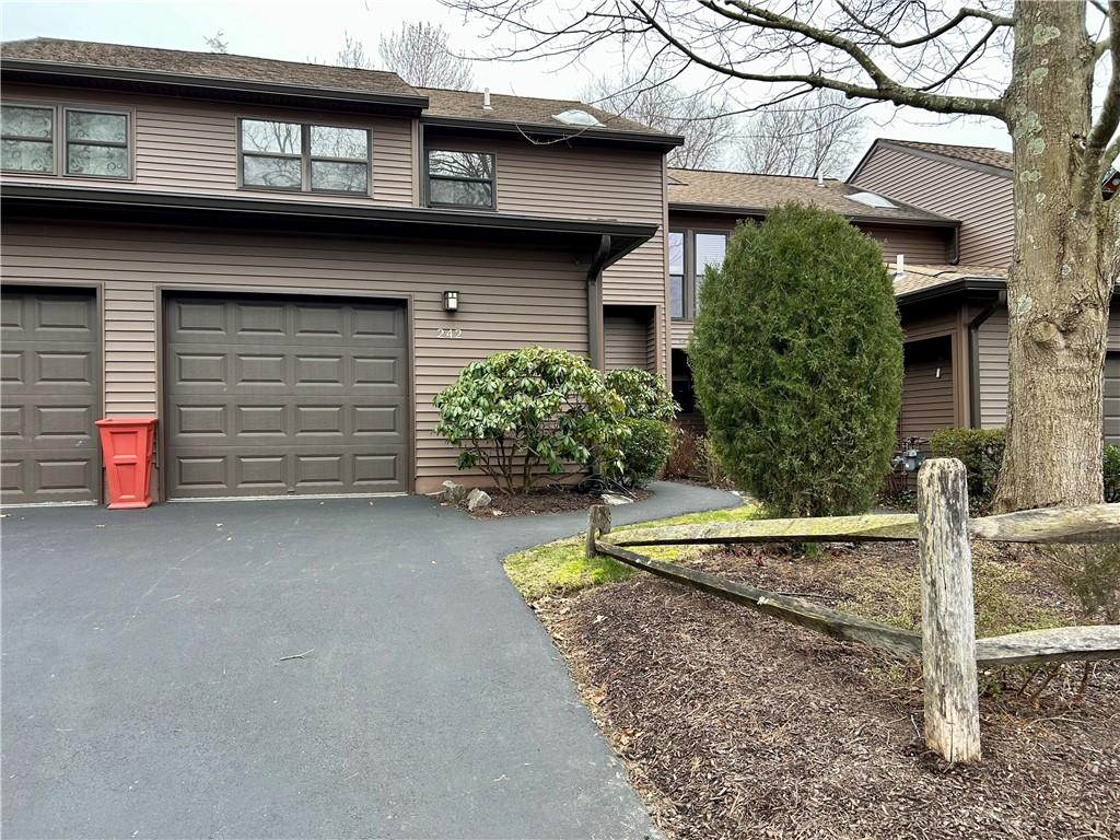 HOME AT LAST! 242 WOODS BROOKE CIRCLE