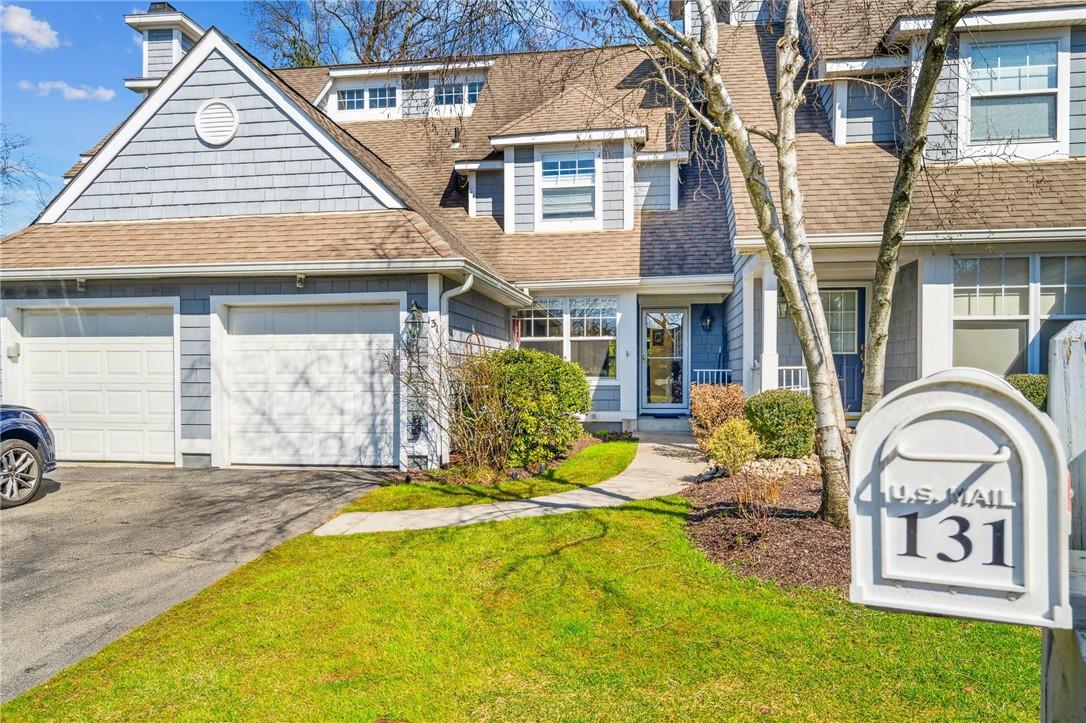 Located in a quiet inlet, this townhouse is set in from the main road at Mystic, so you don't have through traffic. Everything has been updated. It's move-in ready.