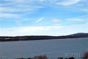 Panoramic views of the Hudson River, Palisades and Tappan Zee Bridge!