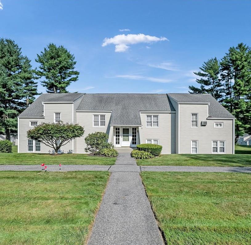 Welcome home to 1703 Holly Stream Court
