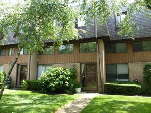 17 The Hamlet, parking in front and one additional space