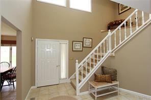 The Cotswolds...a townhouse for those who thought they didn't like townhouses! Incredible quality and beautiful open spaces make the difference here. Only 38 units on 45 acres, surrounded on one side by North Salem Open Land and on the other side by the T