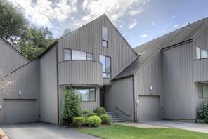 Pristine Townhouse