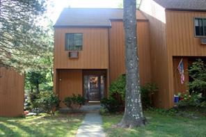 End unit at Scenic Ridge Town Homes