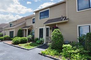 Welcome to 6 Lisa Court.  The units at Villas on the Ridge are Single Family, attached townhomes.