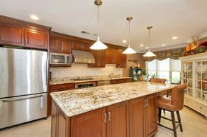 Open Kitchen with Breakfast area and large center island