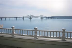 Community View