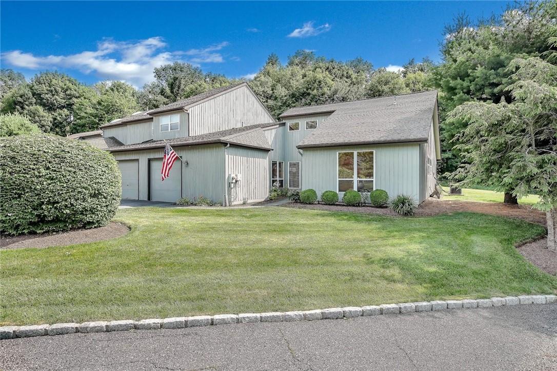 WELCOME HOME TO 401 WOODSBROOK DRIVE MAHOPAC NY! COME HOME TO PEACEFUL COUNTRY LIVING AFTER A LONG DAY. AFFORDABLE LIVING AND PRIDE OF HOME OWNERSHIP ARE POSSIBLE WITH THIS UNIQUE OPPORTUNITY. IT WON'T LAST LONG! ACT TODAY!
