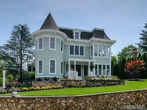 Community View