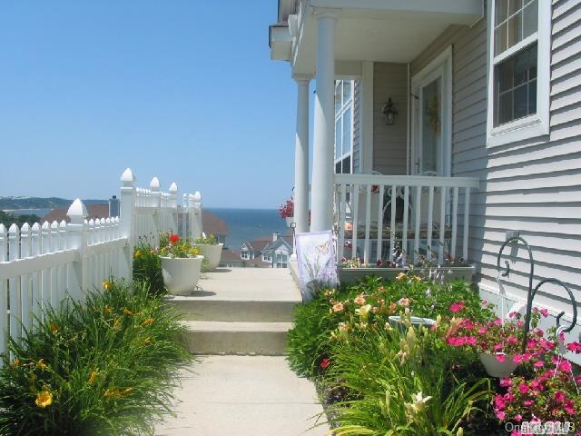 Community View