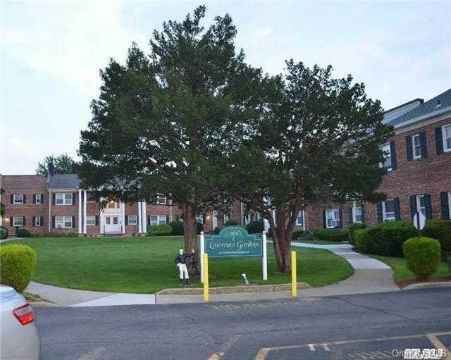Community View