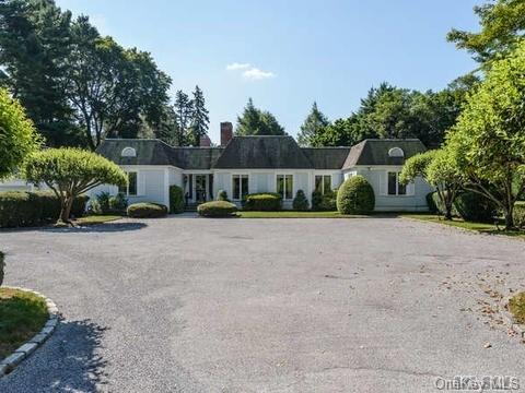 Front Driveway Entrance