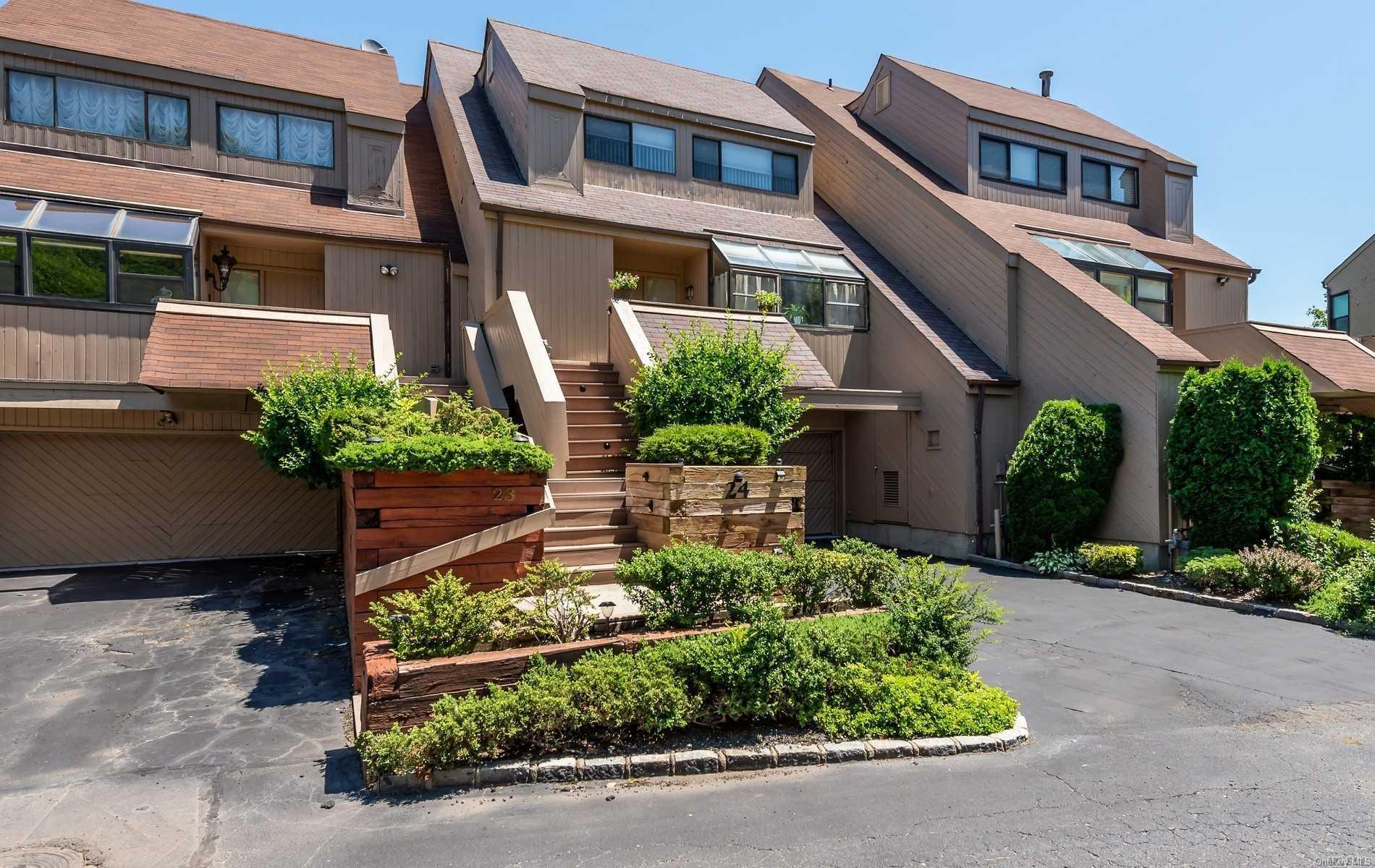 Harbor Village Townhouse