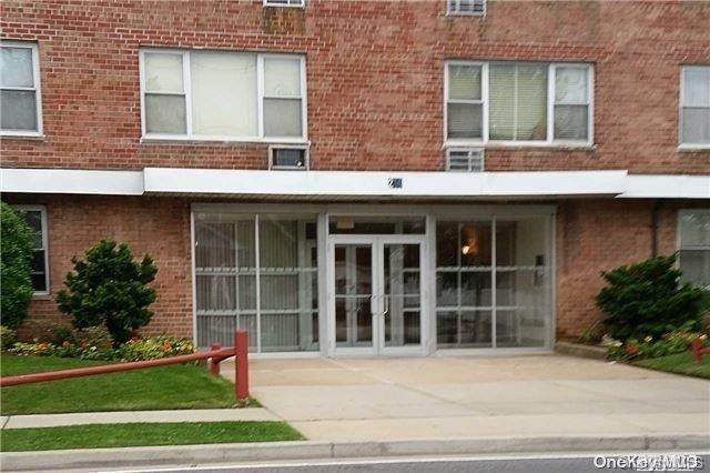 Community View