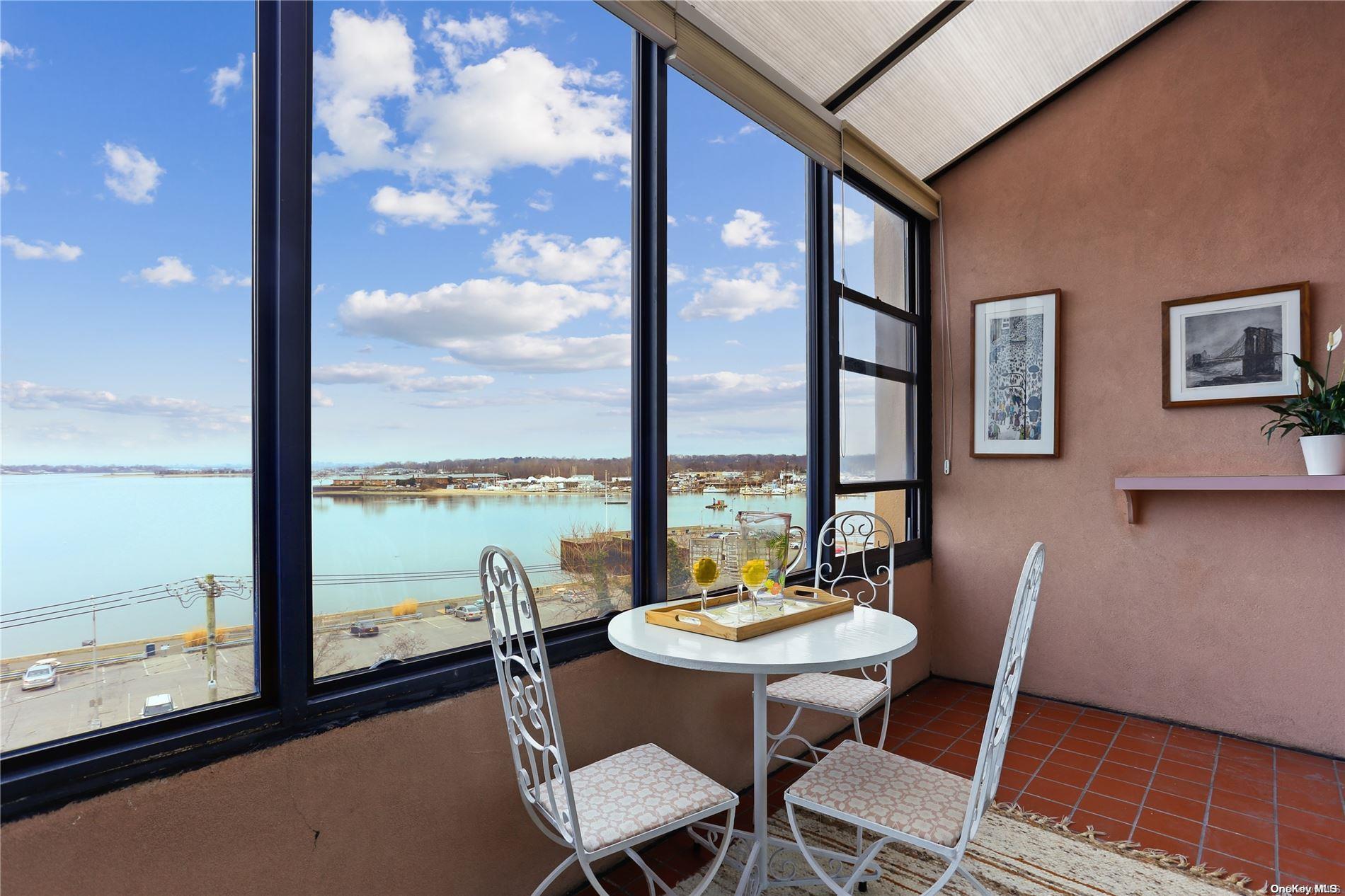Enclosed Veranda living Room