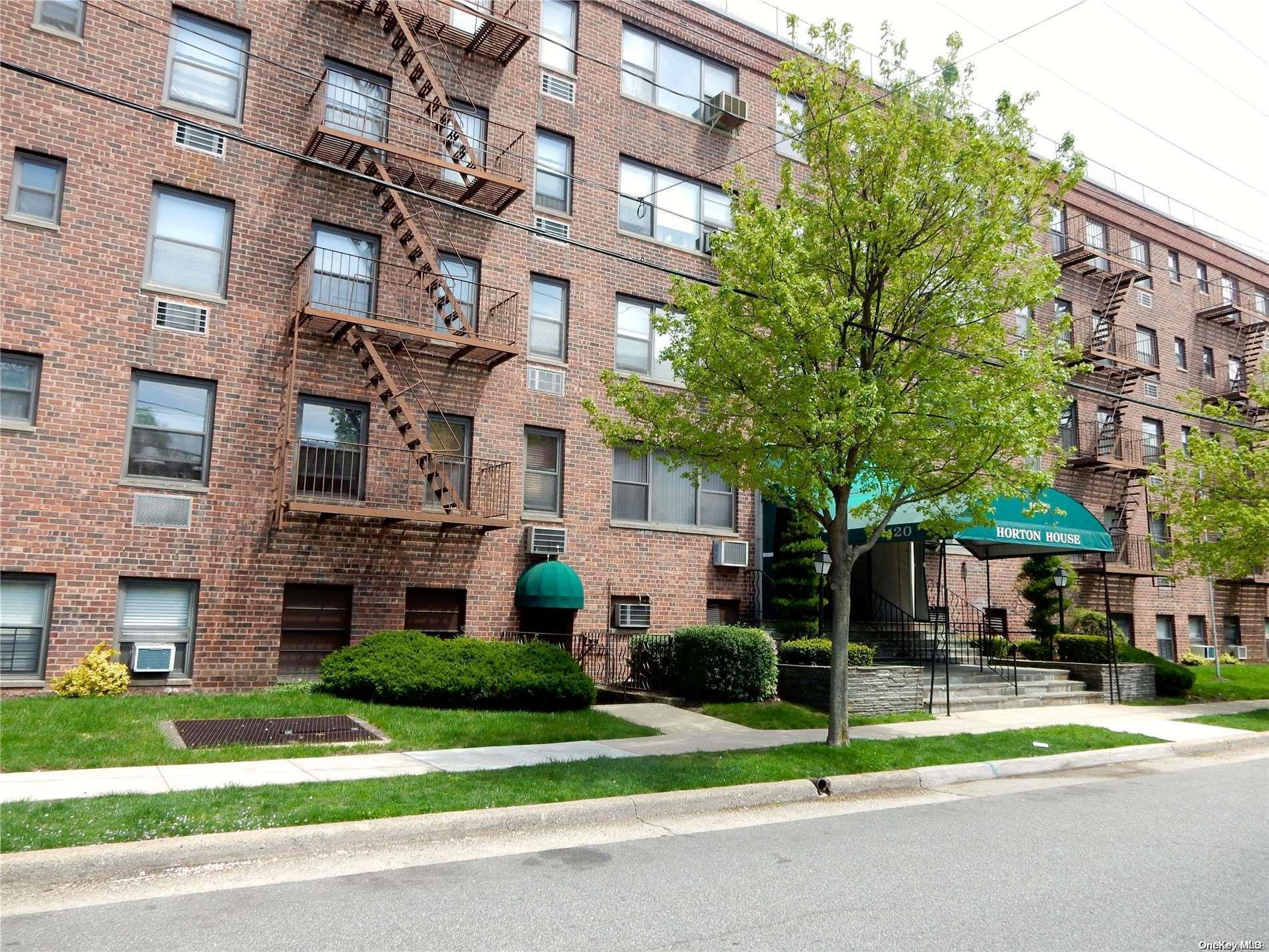Community View