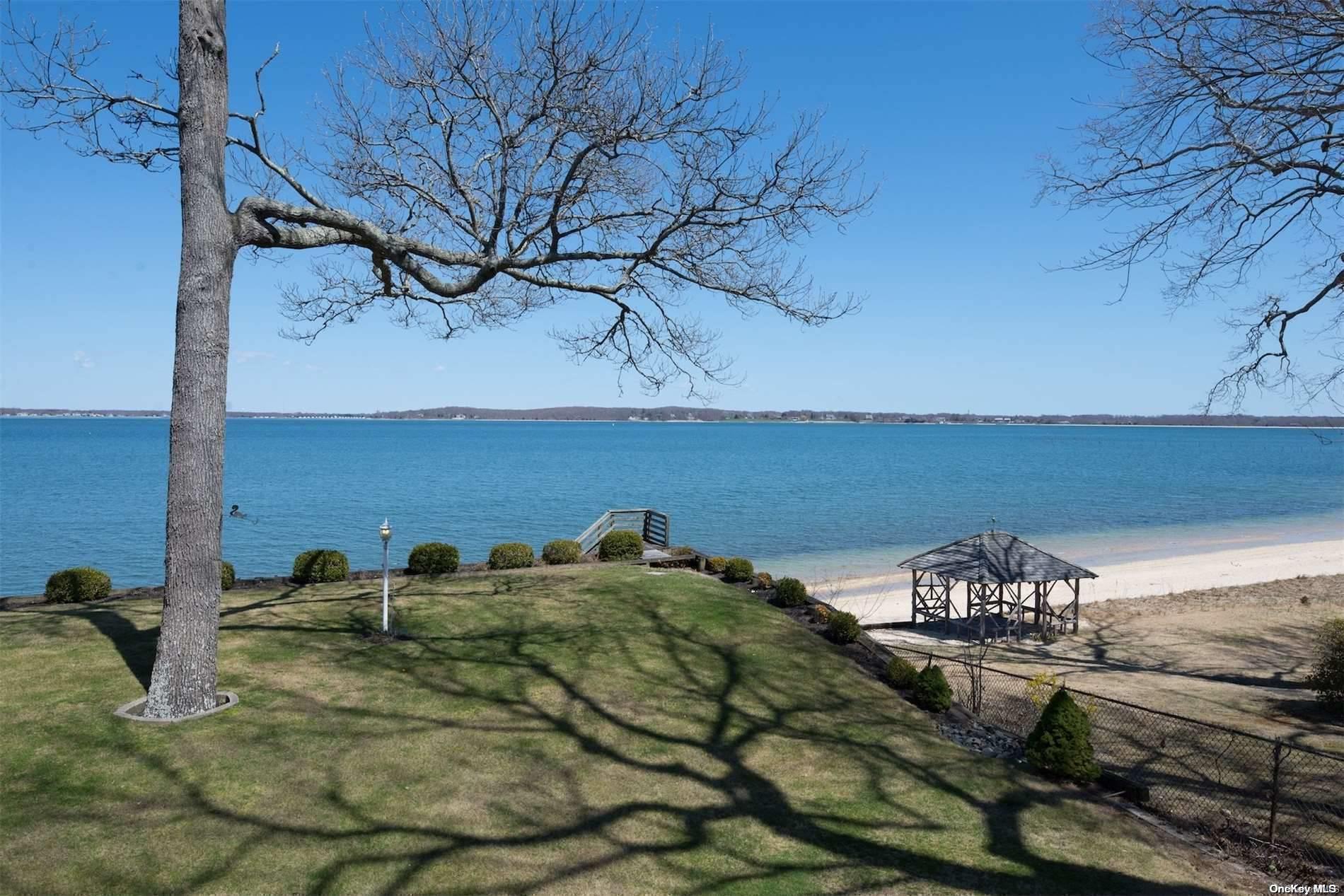 Shelter Island Views