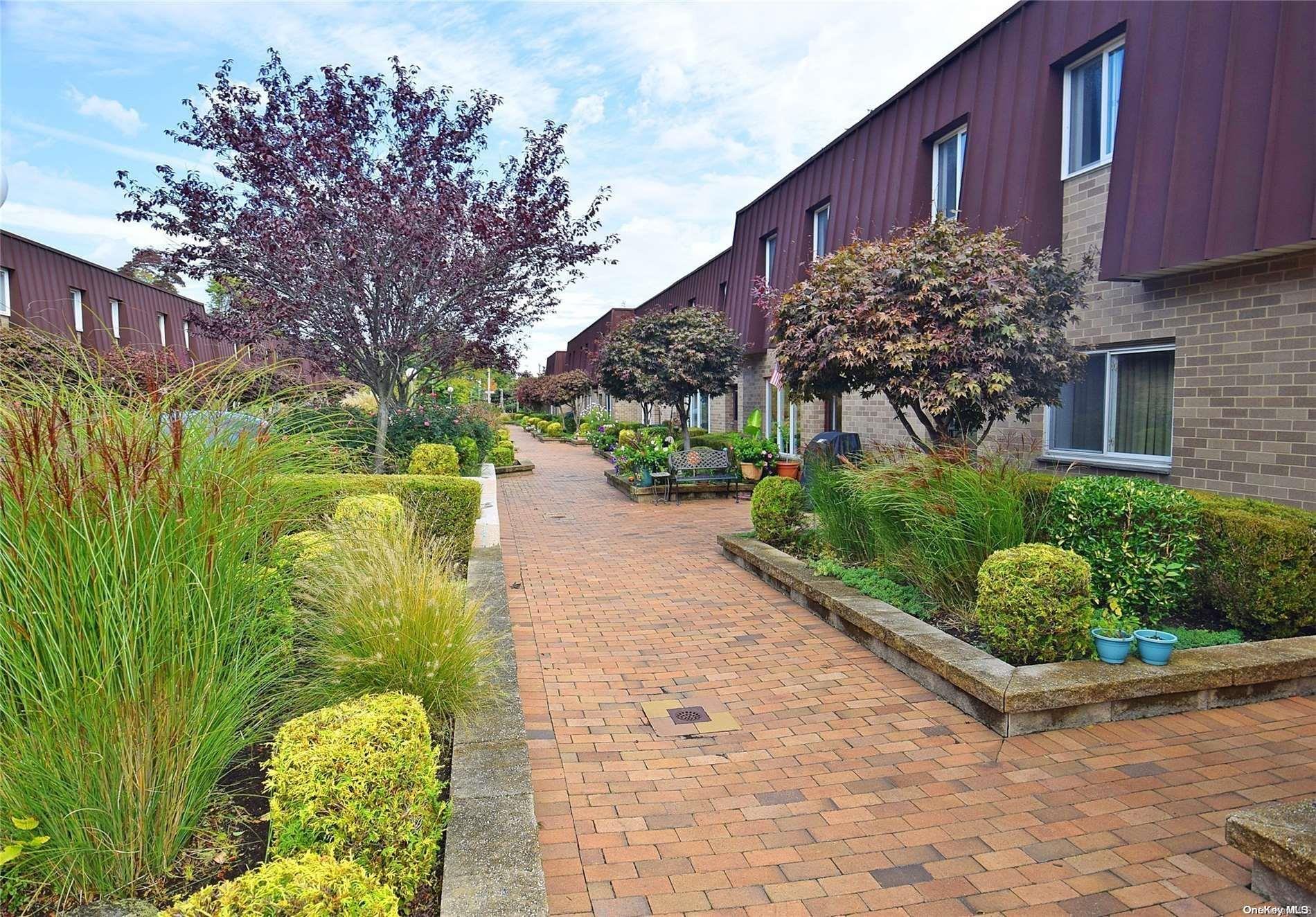 Community View