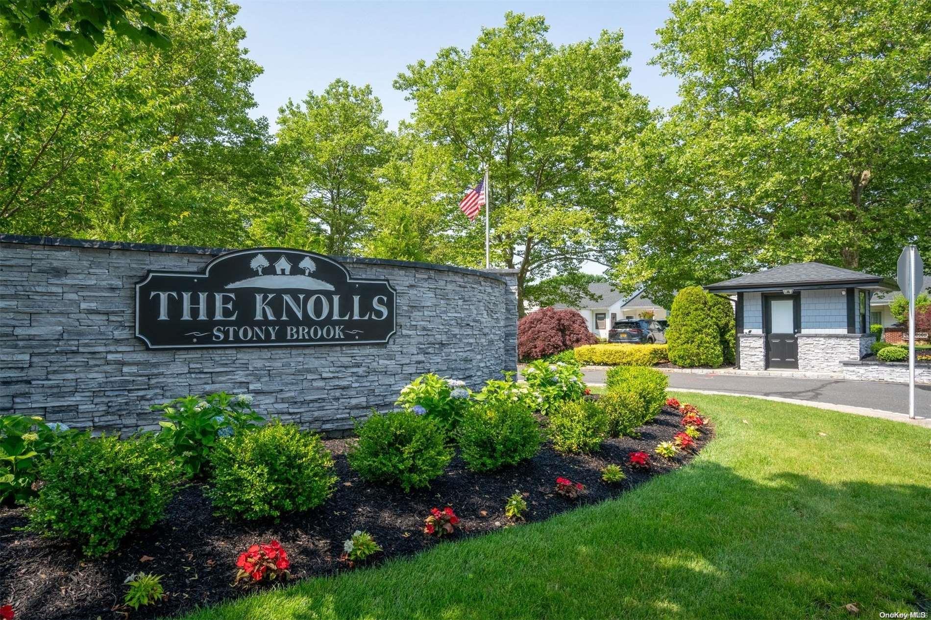 55+ Condo community in Stony Brook