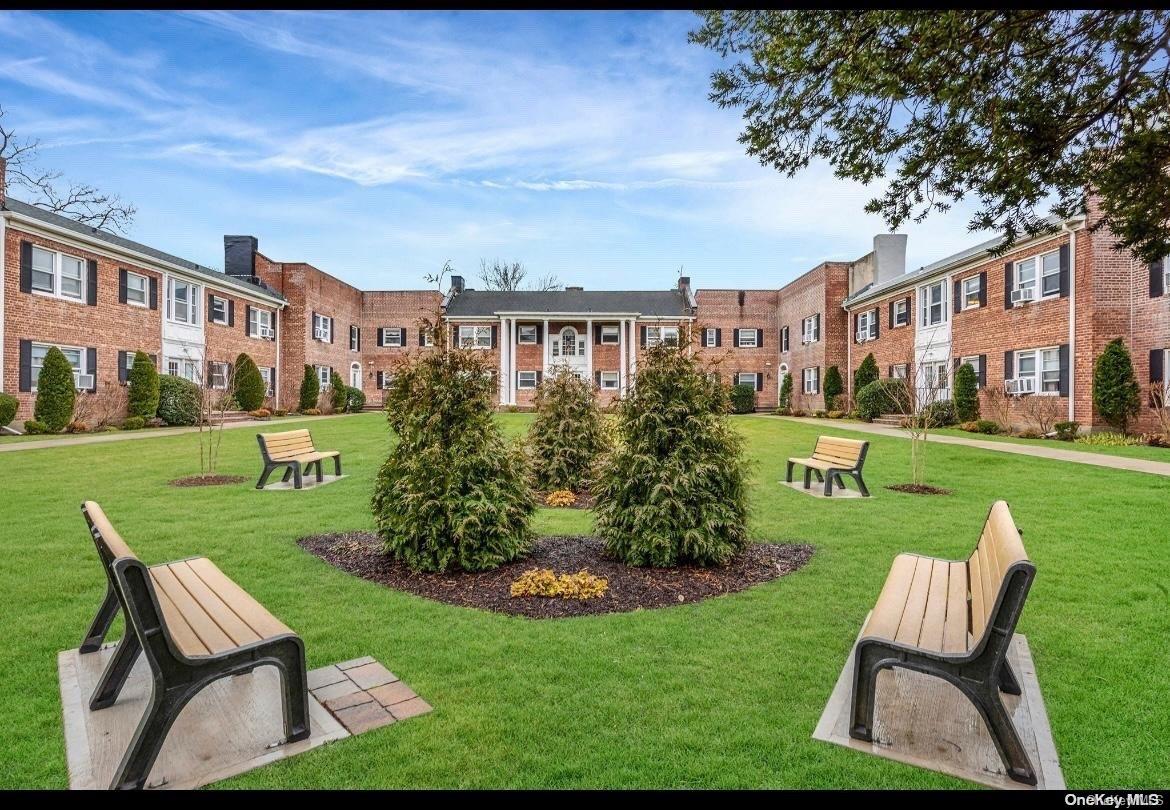 Community View