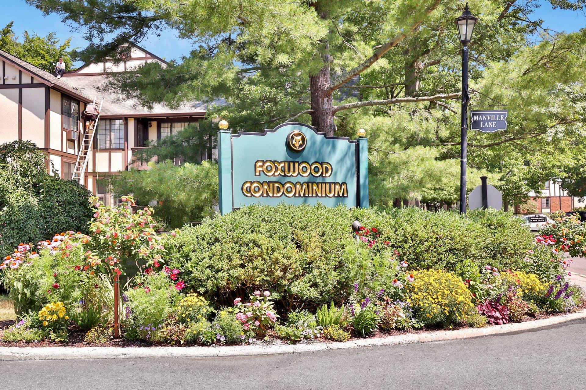 Welcome to Foxwood Condo Complex