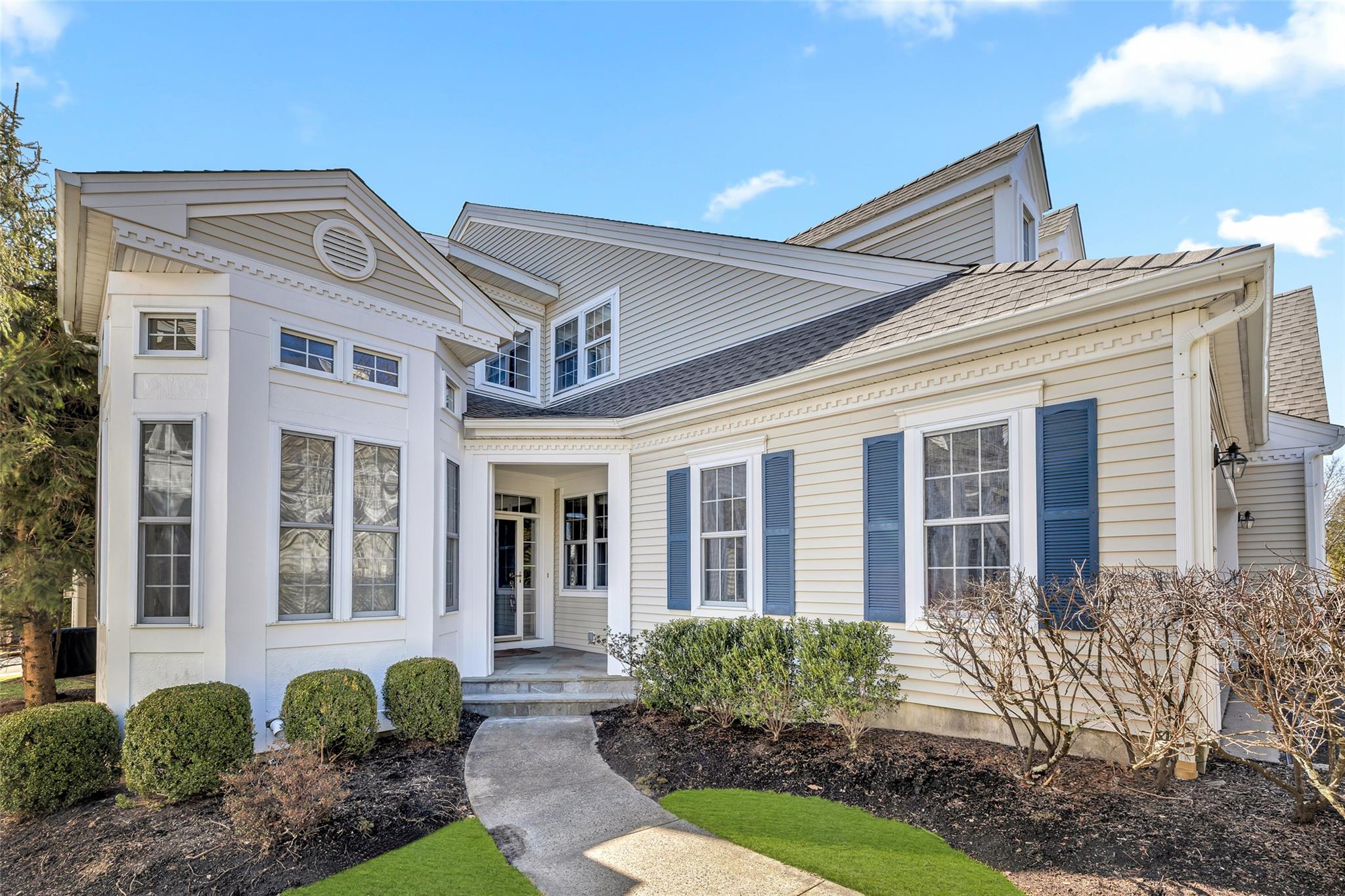 Welcome Home to 4 Meeting House Lane