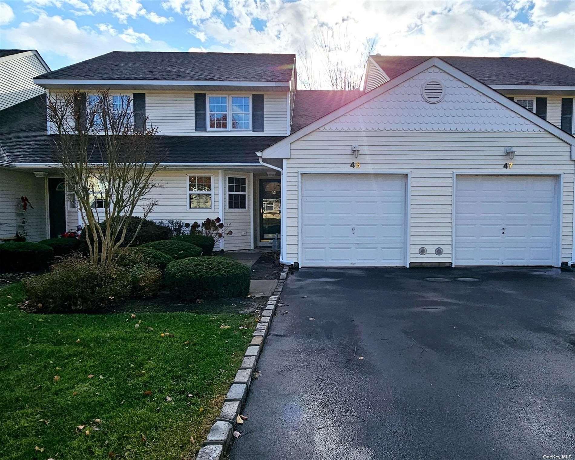 2 Story Townhouse Offering 2 Bedrooms, 1.5 Baths