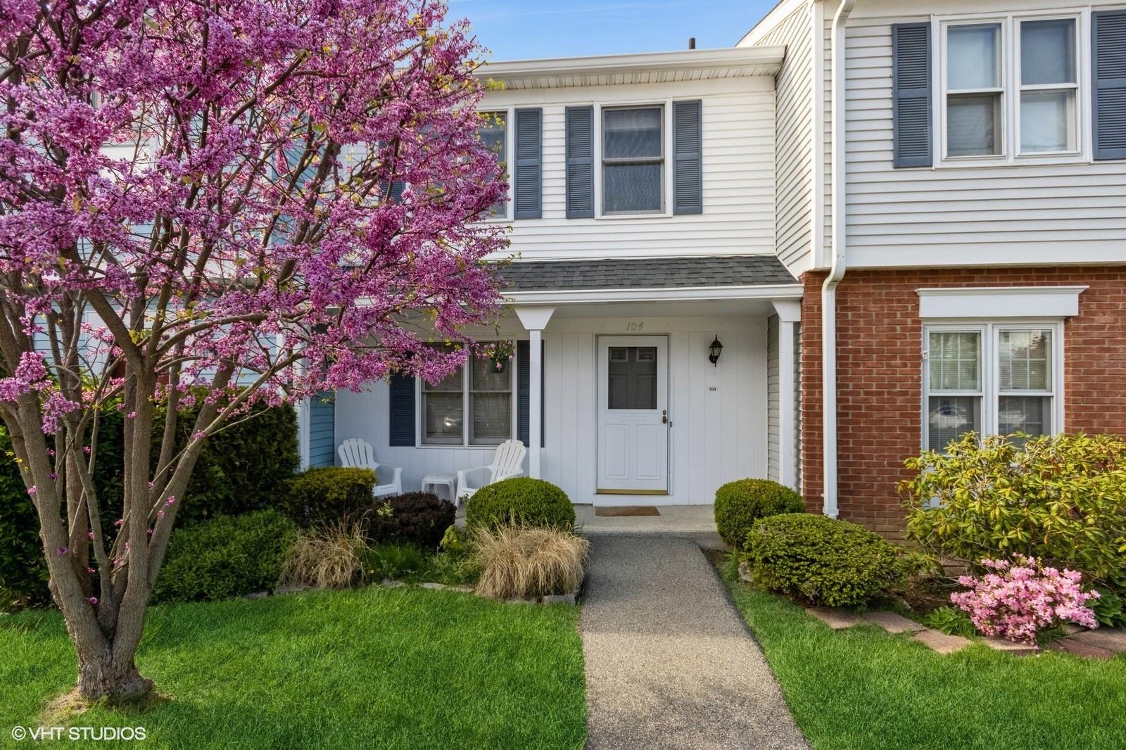 Welcome to 104 Williamsburg Ridge!