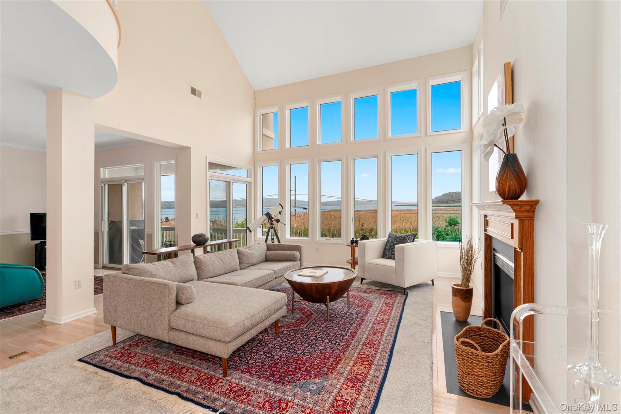Vaulted Ceilings and open views of the Hudson River
