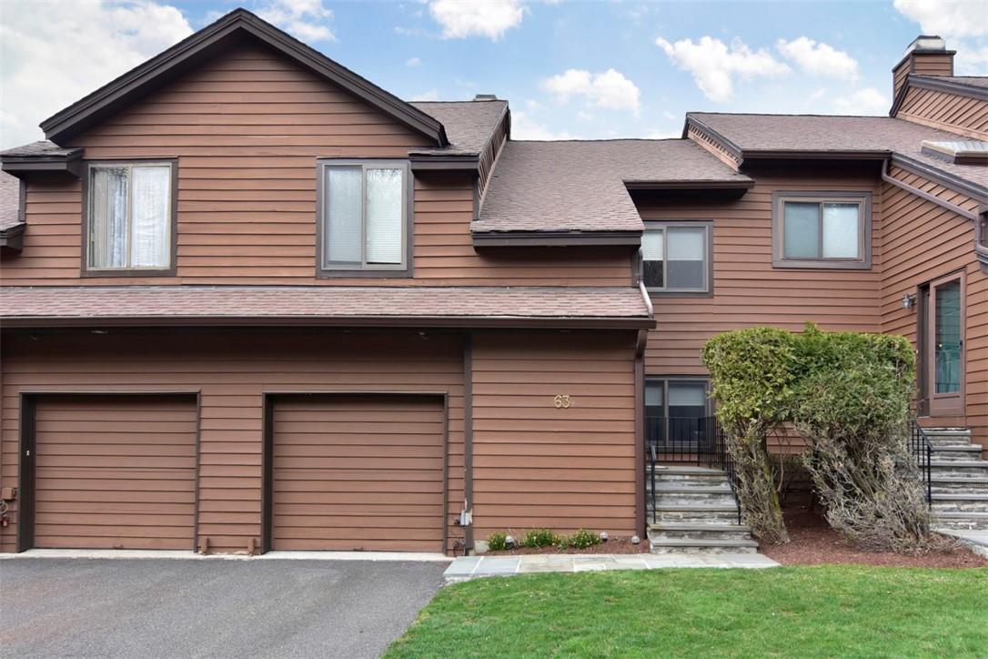 Pennybridge Condos in award-winning Irvington schools!