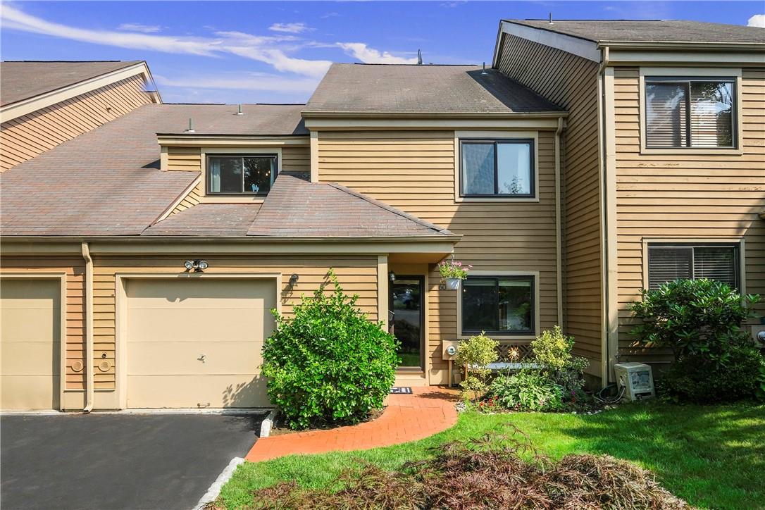 Welcome to 60 Greenway Circle!