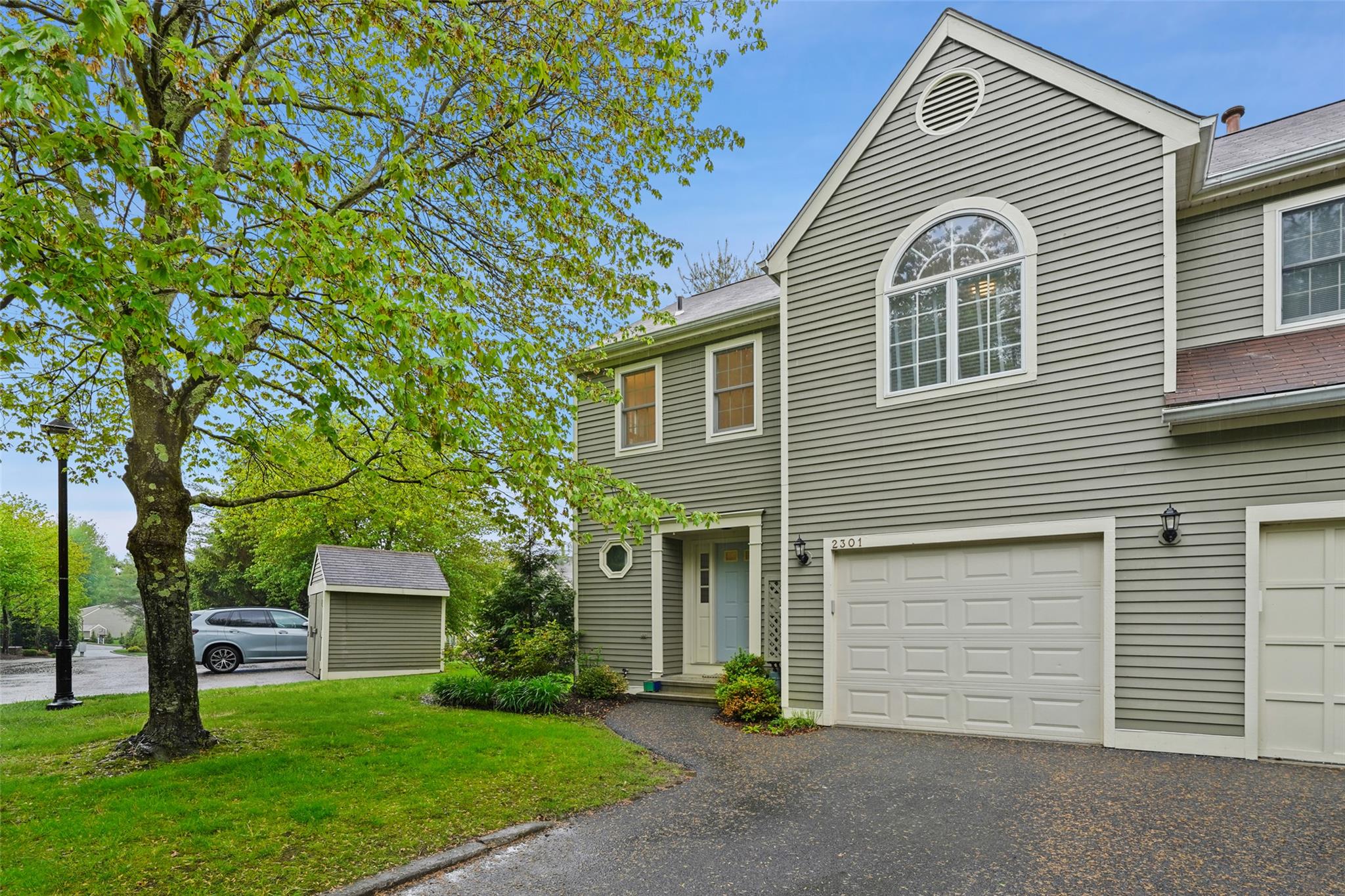 Welcome to 2301 Regent Drive