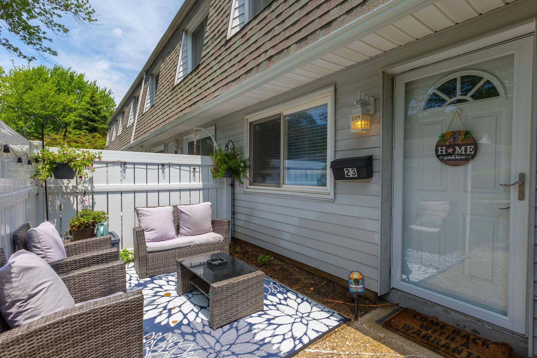 View of patio featuring an outdoor living space