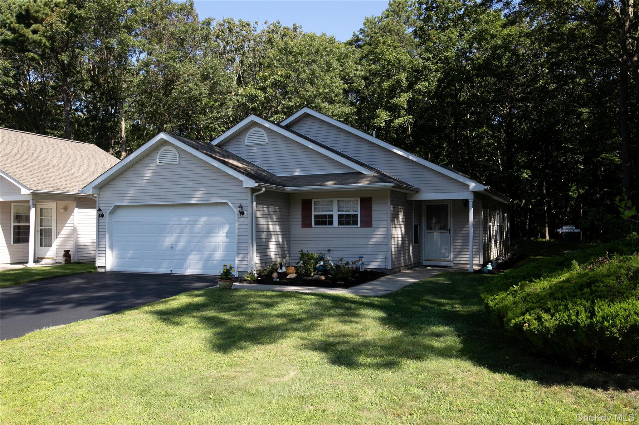 Beautiful one level living & 2 car garage