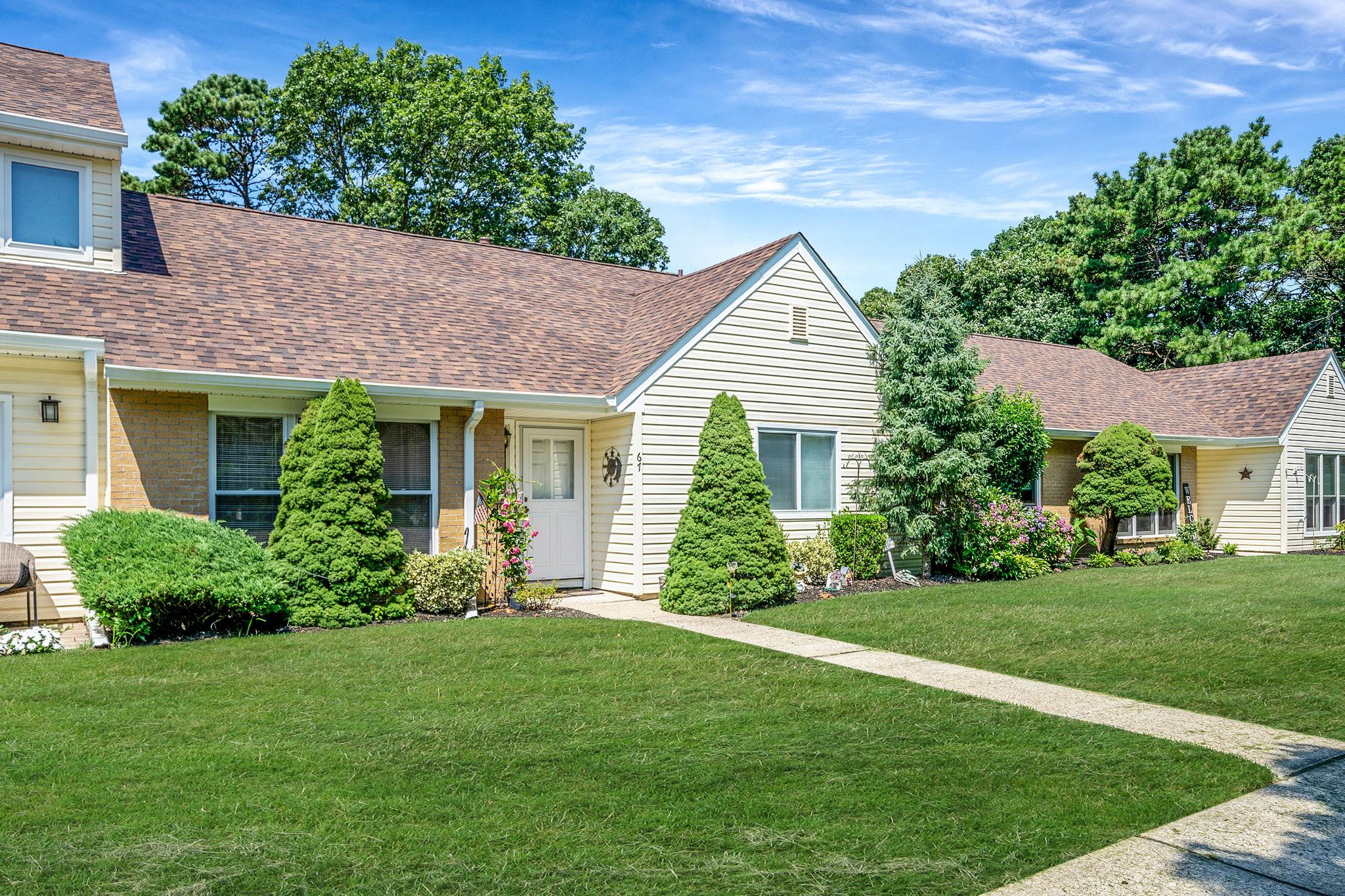 67 Crescent Circle