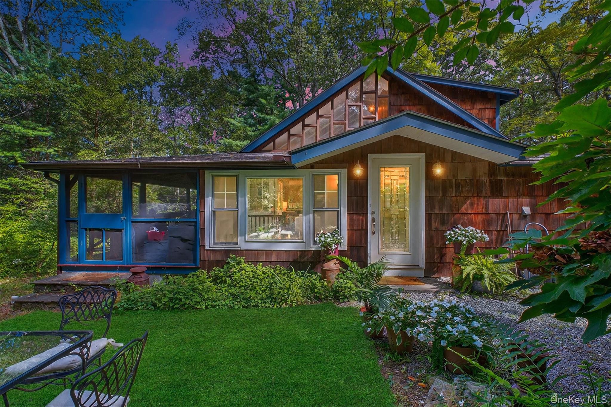 Welcome to Hill and Dale 6 Beech Trail Carmel NY