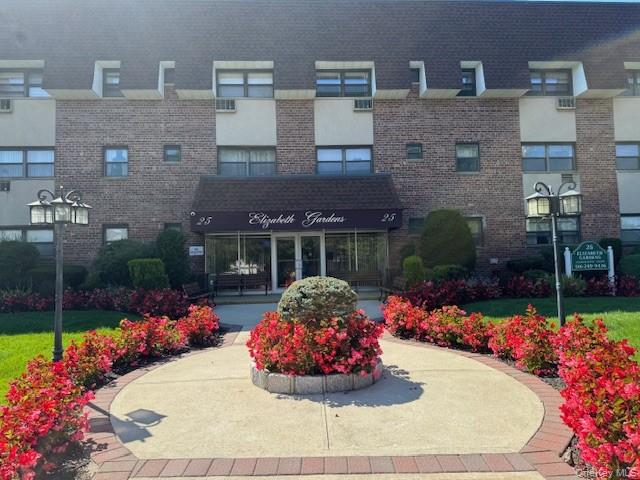 View of apartment building / complex