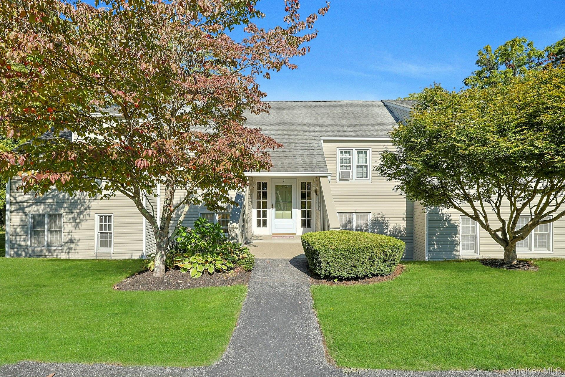 Easy living in a comfortable community, surrounded by natural beauty - welcome to 204 Holly Stream Court