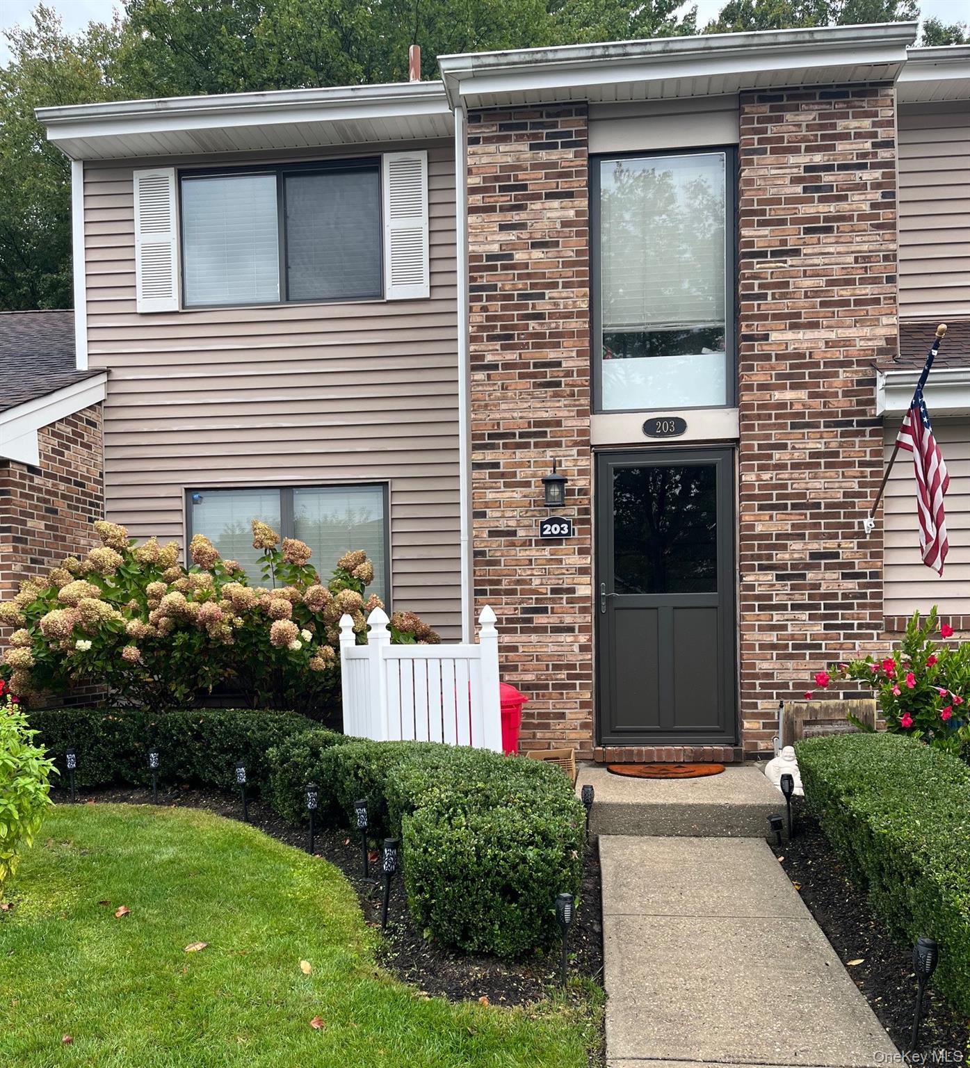 Welcome Home! 1 reserved parking spot in front of your door