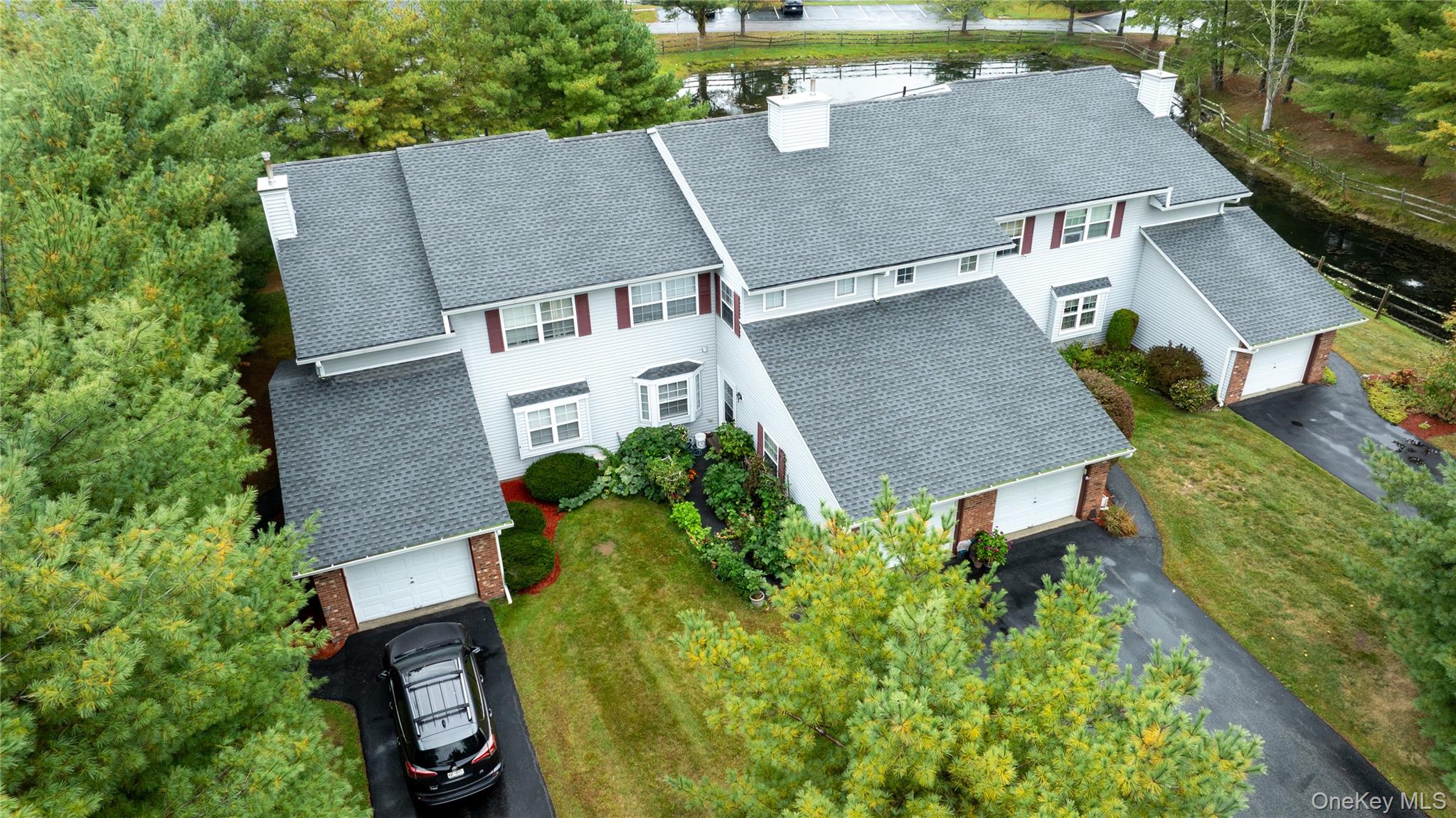 Aerial view of property and surrounding area