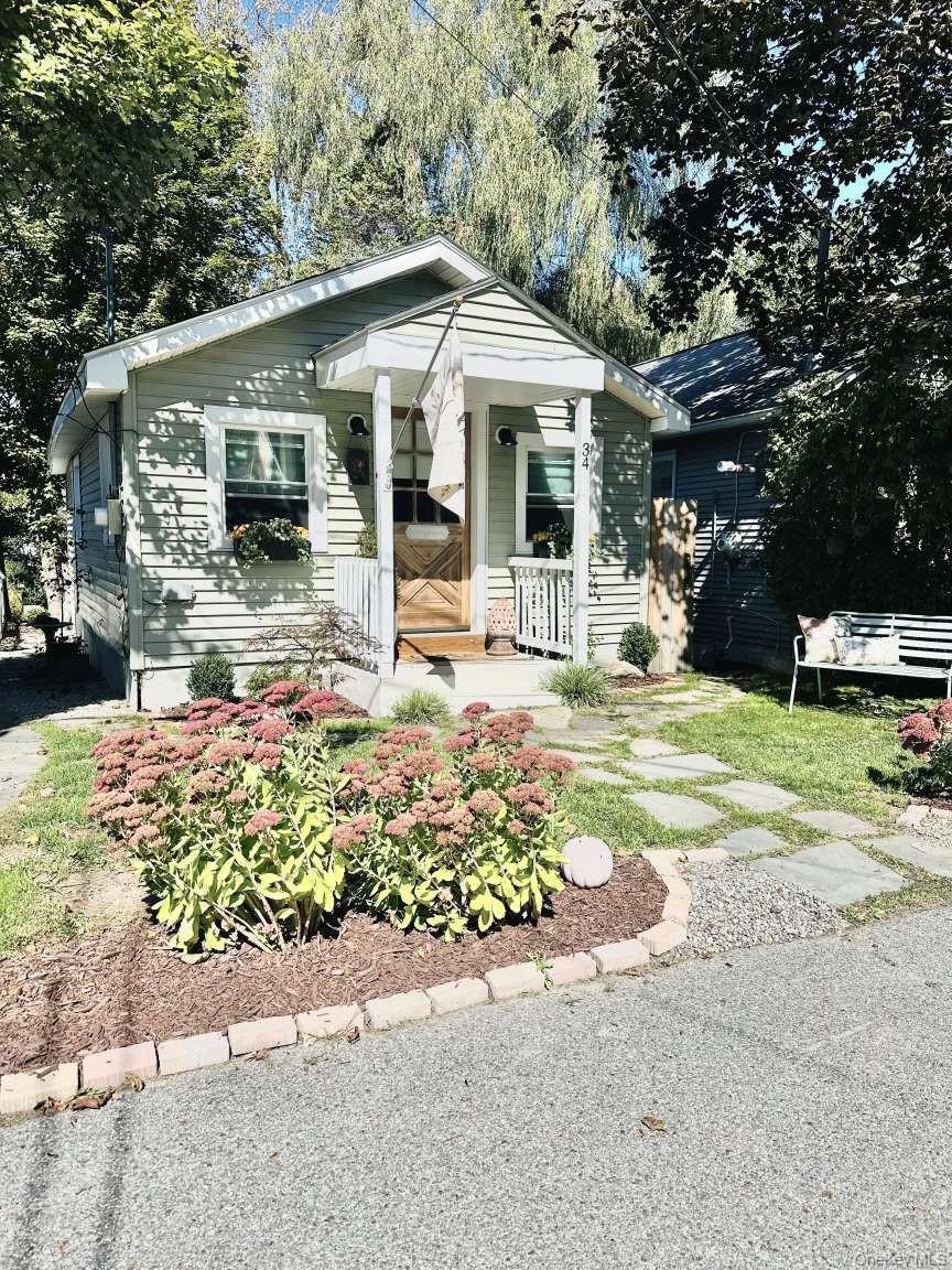 Bungalow with covered porch