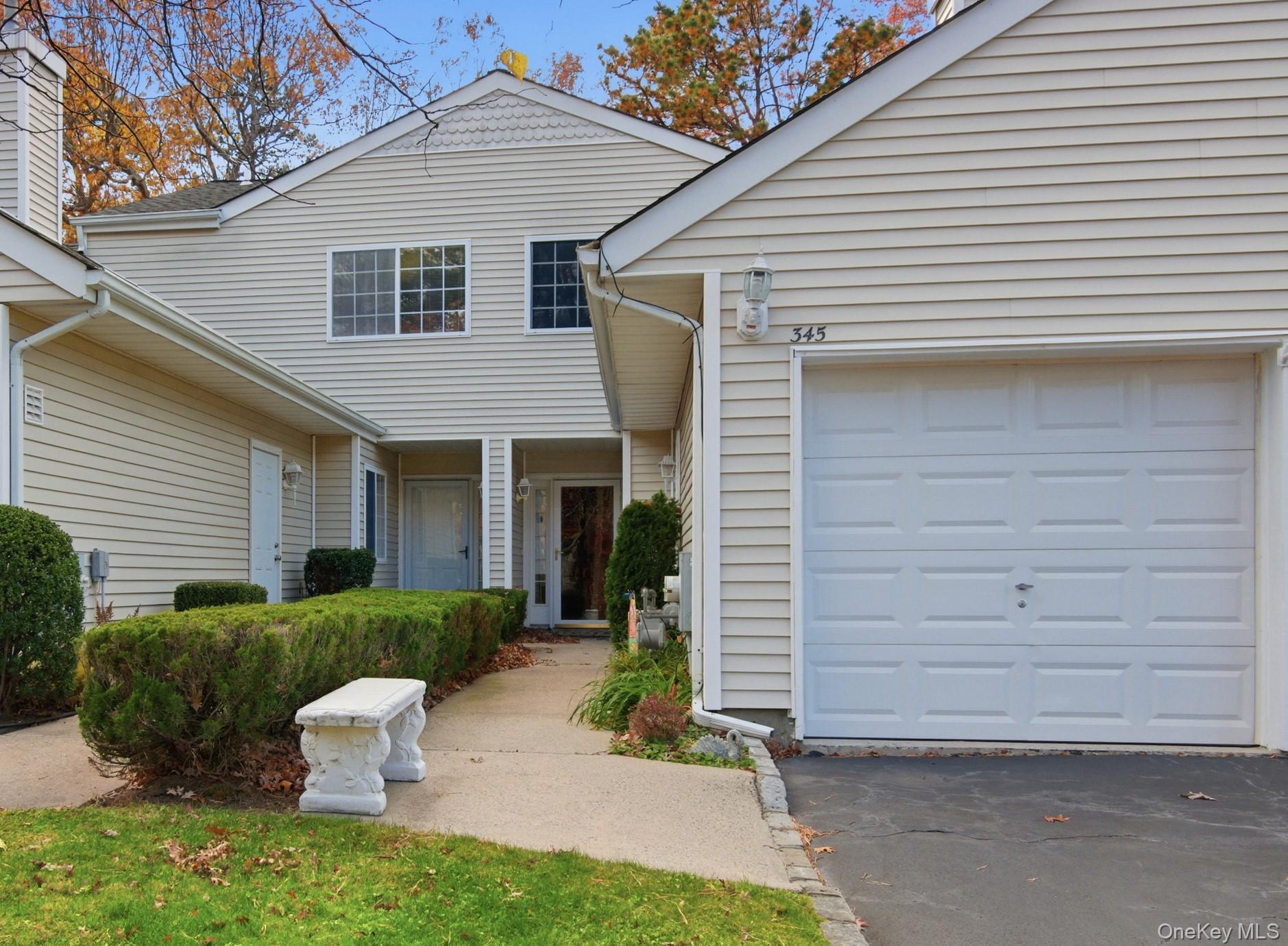 Welcome to 345 Colonial Circle