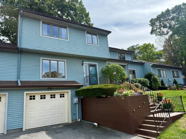 This spacious rental features 2 bedrooms plus an additional den/office, allowing it to live like a true 3-bedroom home.