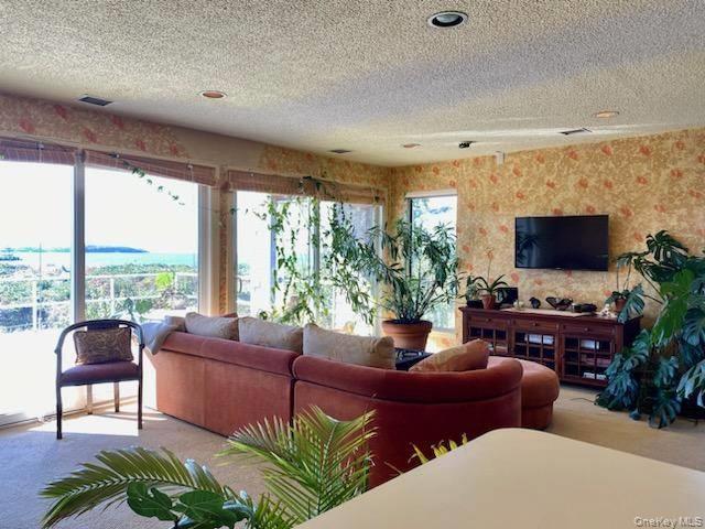 Community View