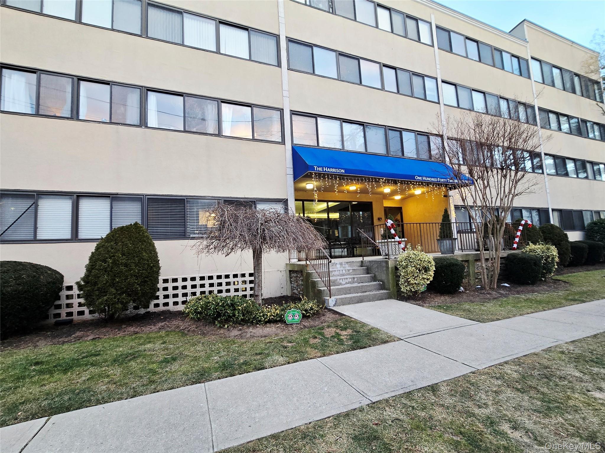 Community View