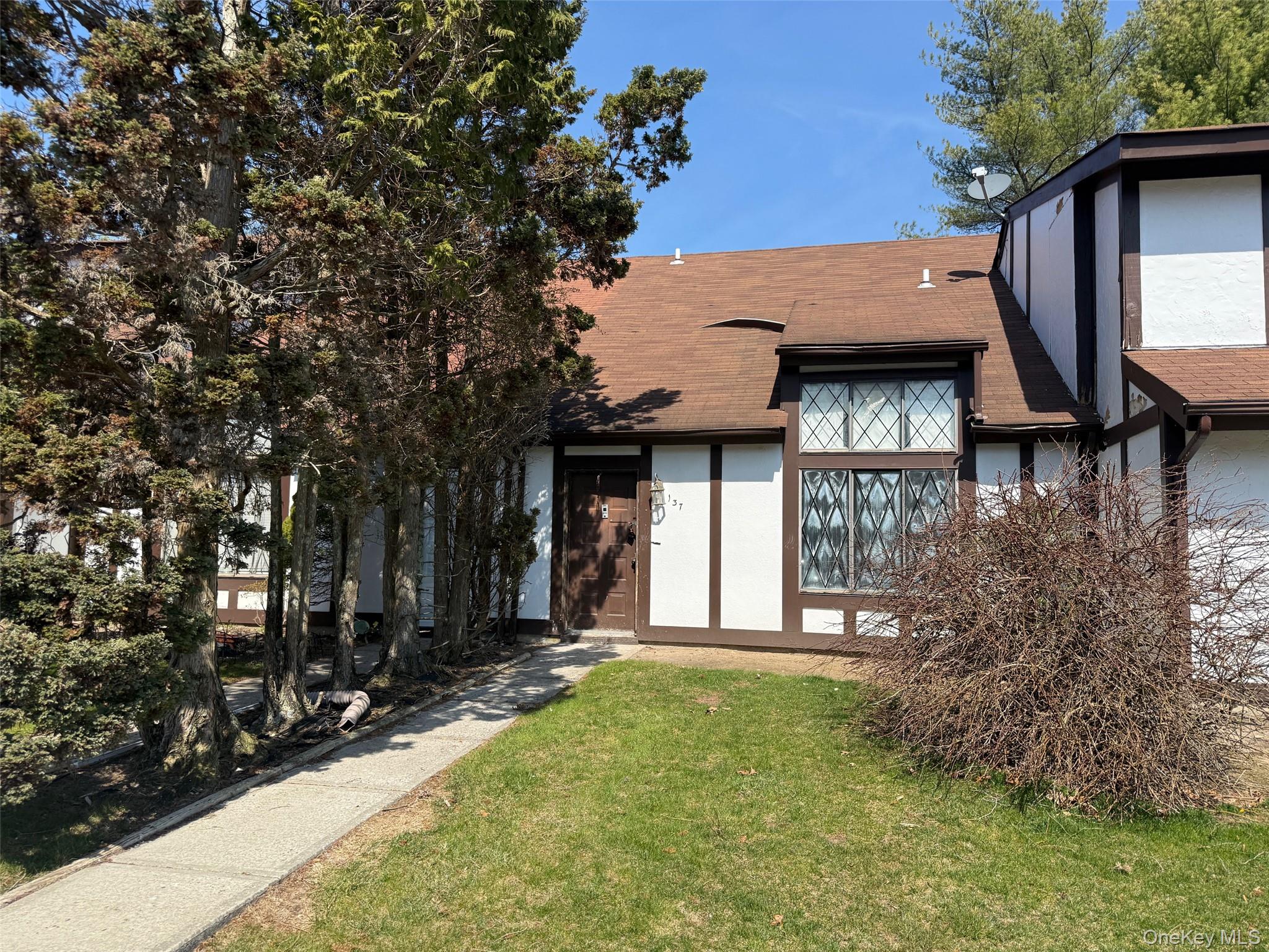 Community View