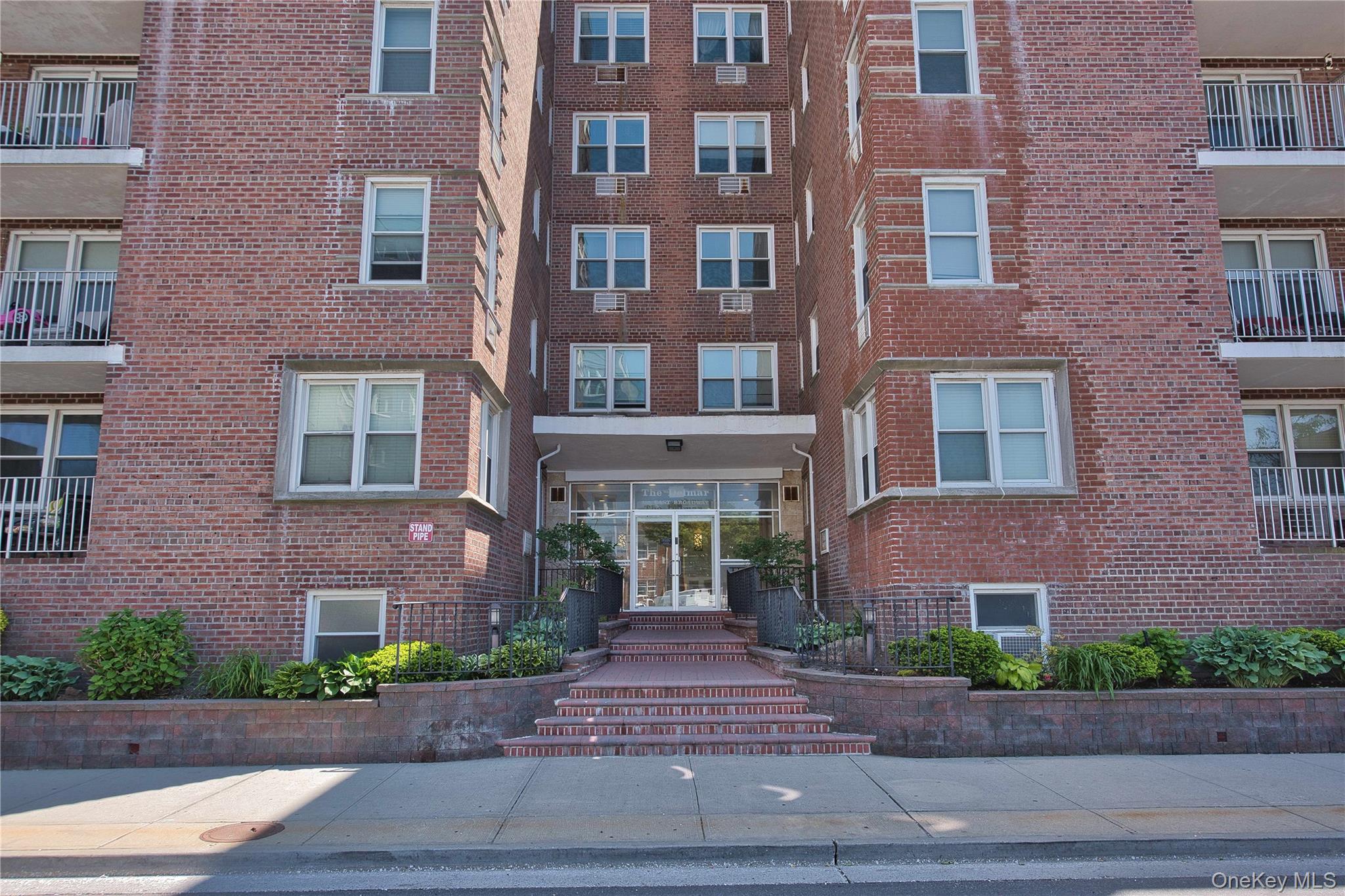 Community View