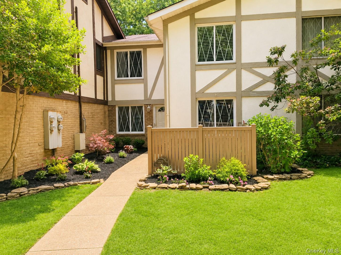 Community View